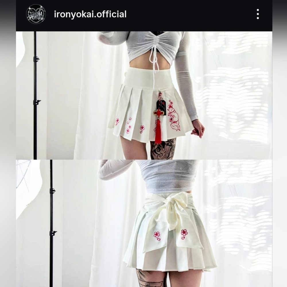 Iron Yokai Pleated Skirt With Fox And Bow Tie Back